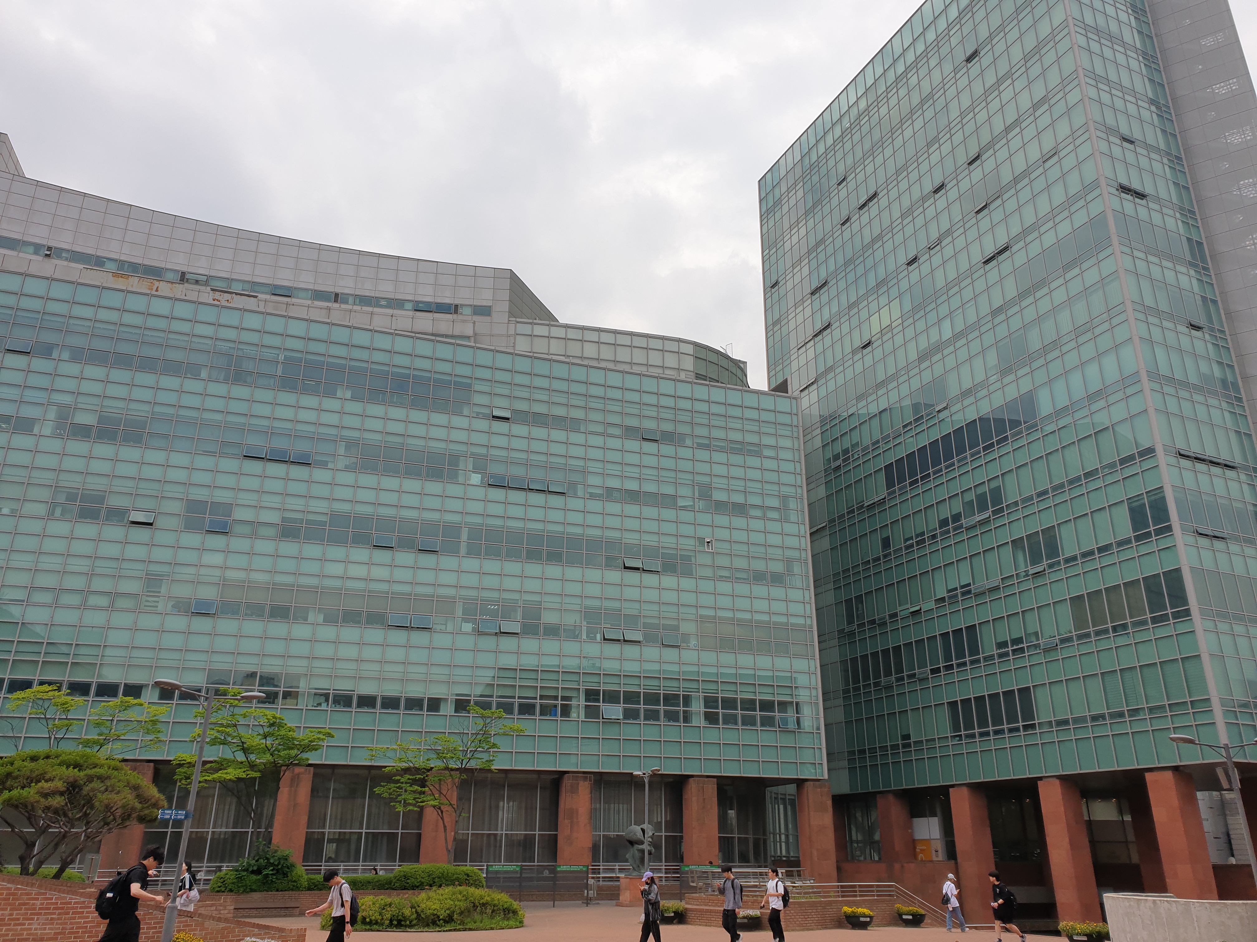 ss대학교 형남공학관.jpg