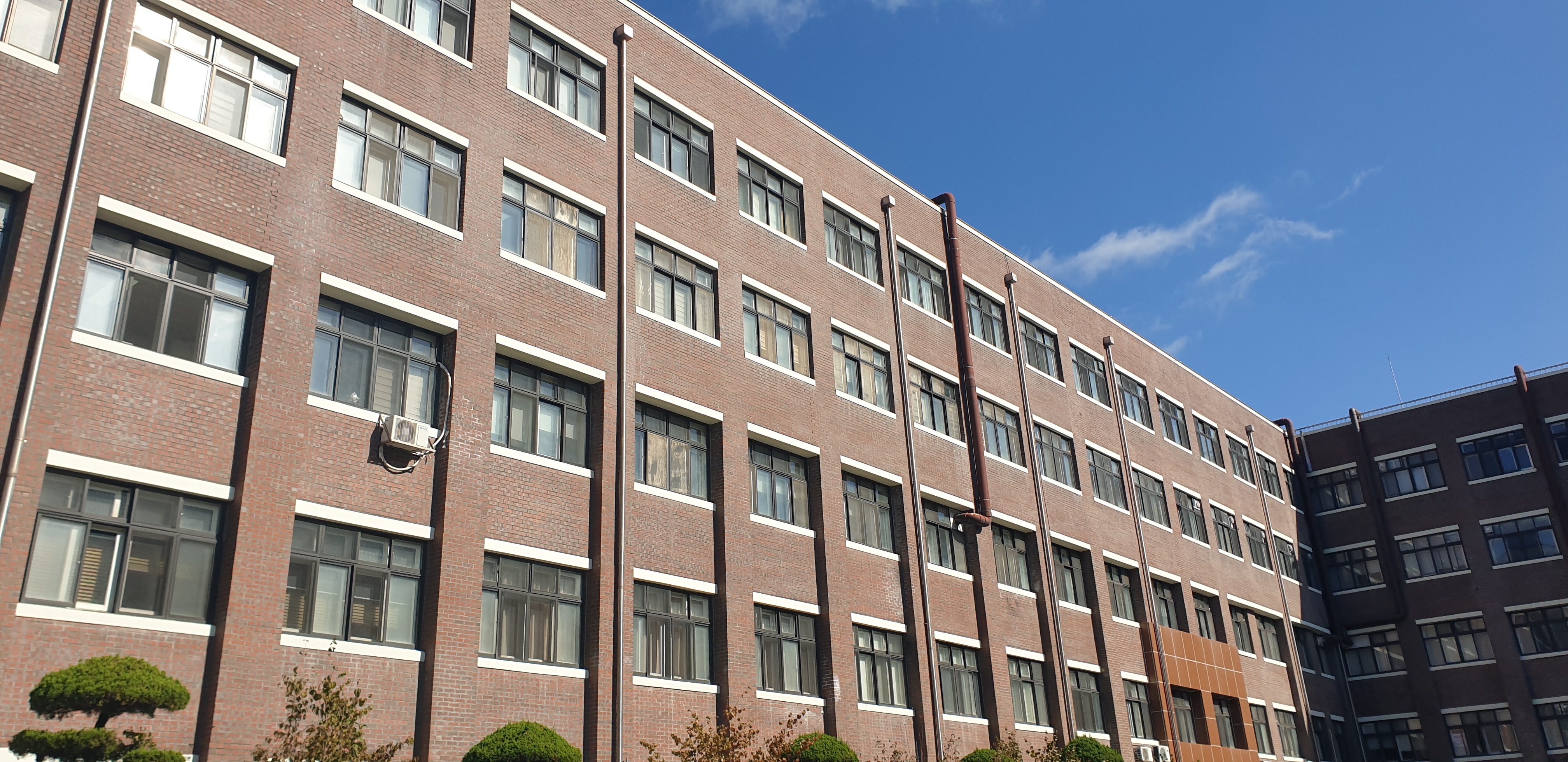 kj대학교 간호보건예술대학관.jpg